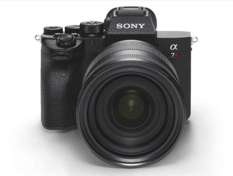 Sony представляет обновленный a7R IV  