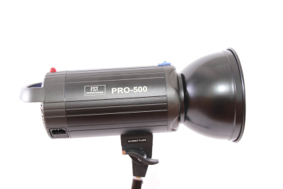 Импульсный свет комплект FST PRO-500 Softbox kit, шт