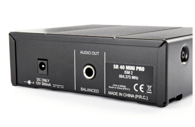 AKG WMS40 Mini Vocal Set BD US25C (539.3МГц) вокальная радиосистема с приёмником SR40 Mini и ручным передатчиком с капсюлем D88