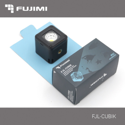 Супер компактный свет Fujimi FJL-CUBIK