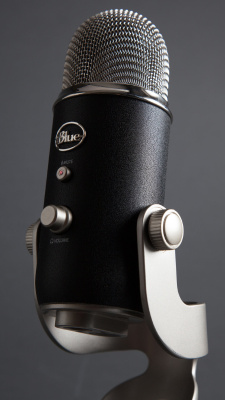 Микрофон Blue Microphones Yeti Pro Studio