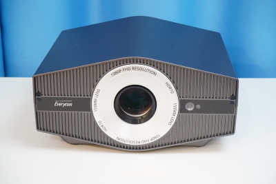 Проектор Everycom YG710W