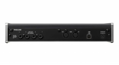 Tascam US-4x4 USB аудио/MIDI интерфейс (4 входа, 4 выхода) Ultra-HDDA mic-preamp  24bit/96kHz