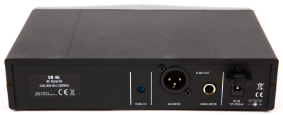 AKG Perception Wireless 45 Sports Set BD B1 (748.100-751.900) радиосистема с микрофоном с оголовьем C544L, приёмник SR45, 1хPT45 поясной передатчик