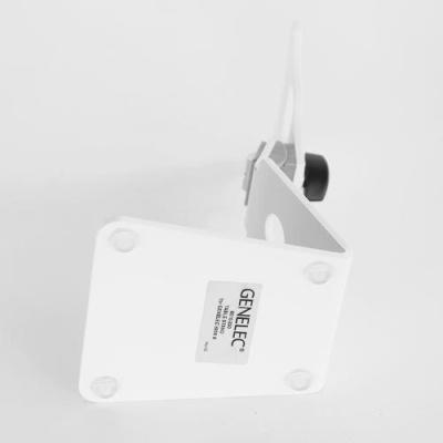 Genelec 8010-320W настольная L-образная стойка для мониторов 8010 и 4010. Регулируемый угол наклона. Белая