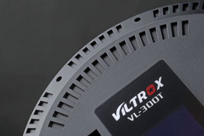 Свет Viltrox VL-300T