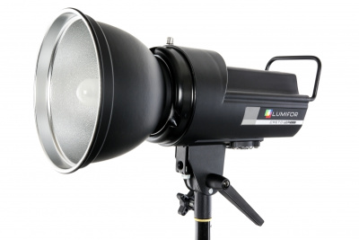 Студийный осветитель Lumifor CRETO LCR-300, 300Дж, импульсный моноблок