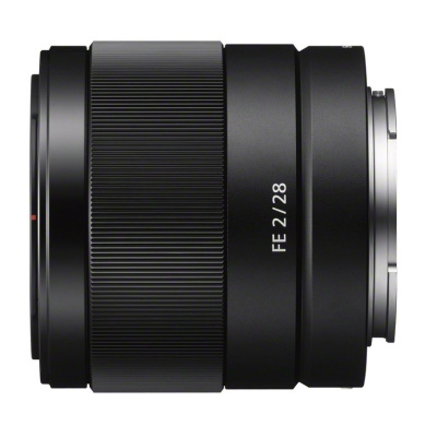 Цифровая фотокамера Sony Alpha ILCE-7RM2 kit FE 28mm f/2 (SEL28F20)